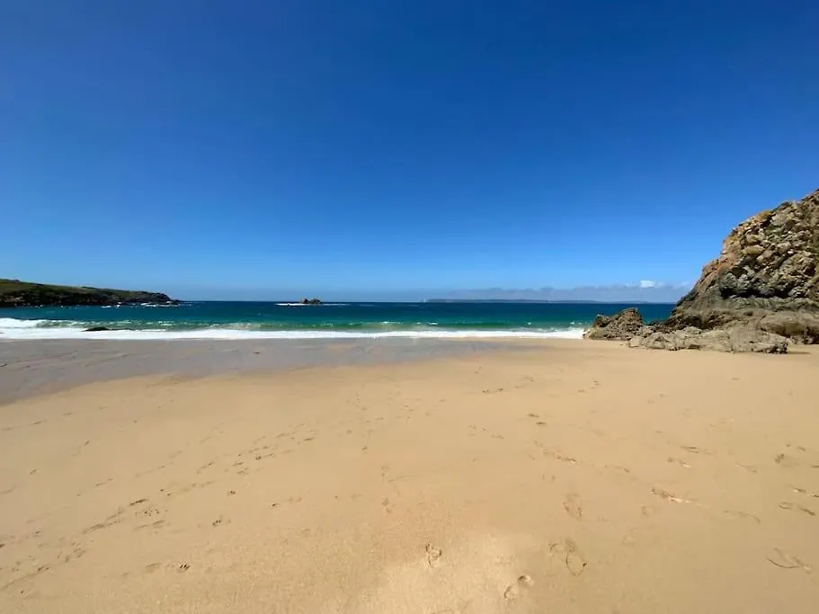 Holiday home Penty A Plogoff-Pointe Du Raz Villa France